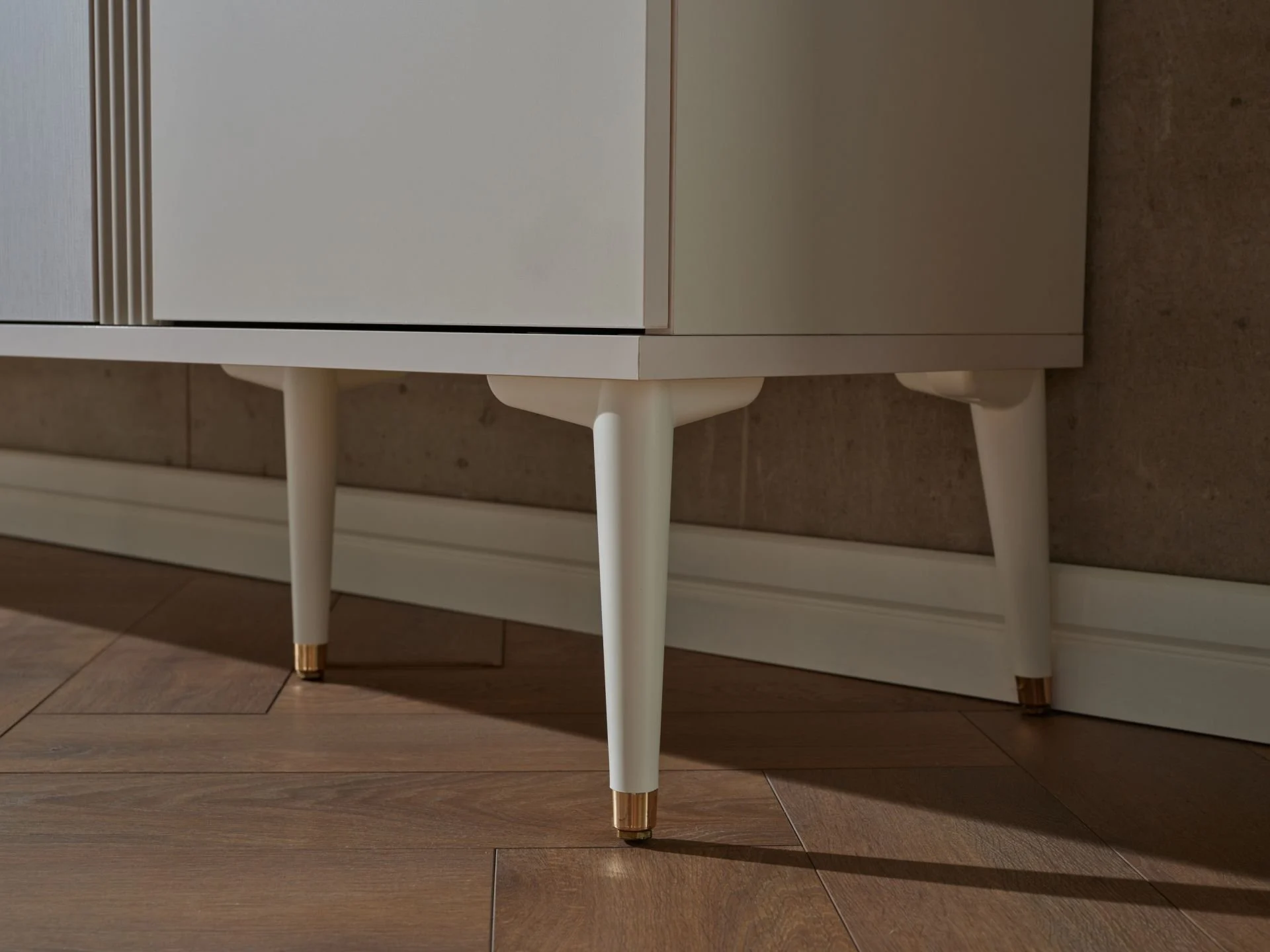 ALYA Sideboard (4)