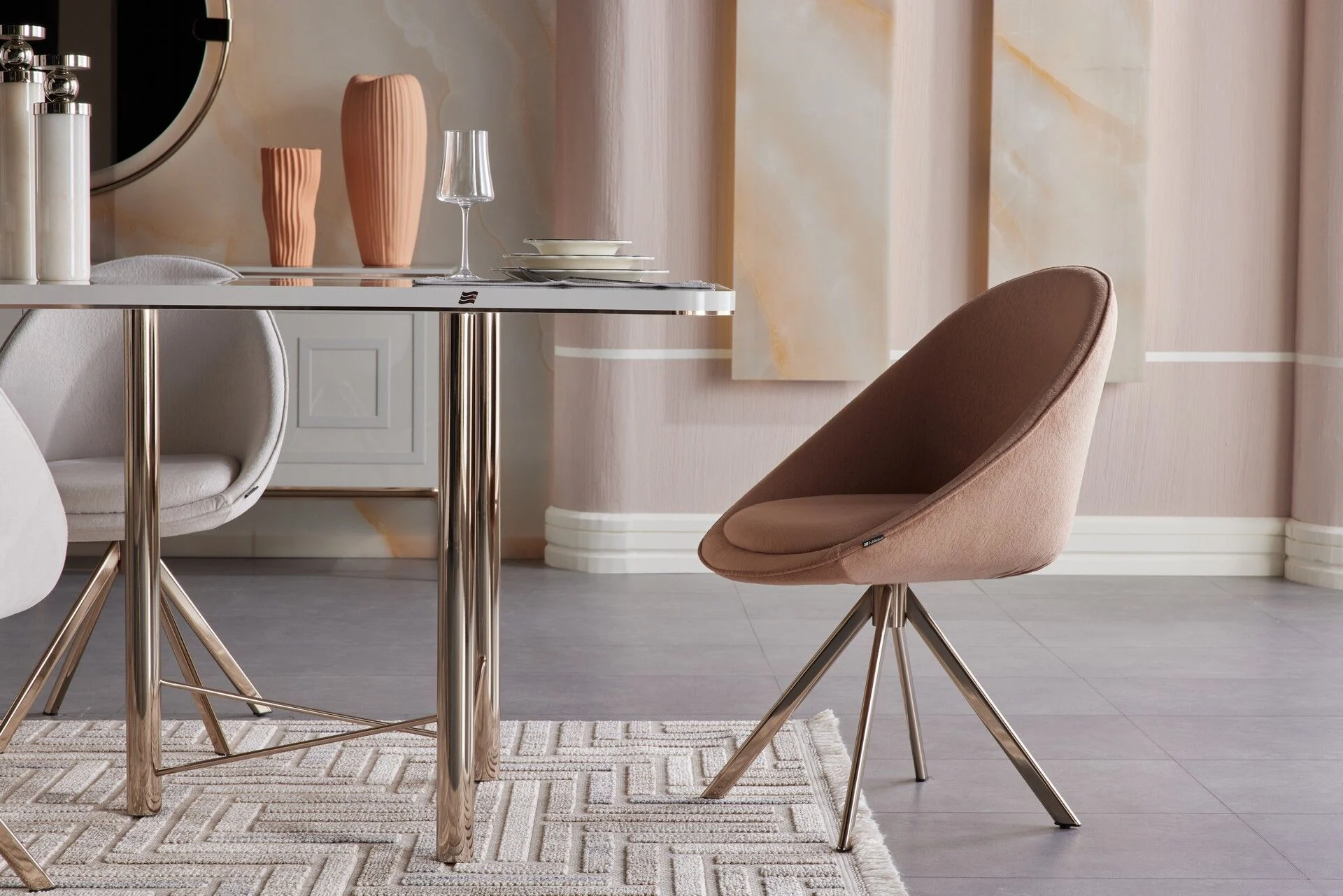 BRIELLA Dining Room Set (4)